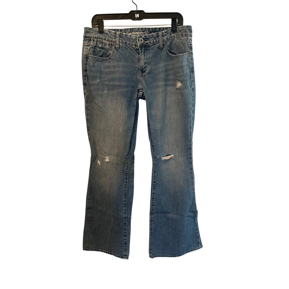 ⭐️ Women’s American Eagle Low Rise Flared Jeans. Size 12 Long